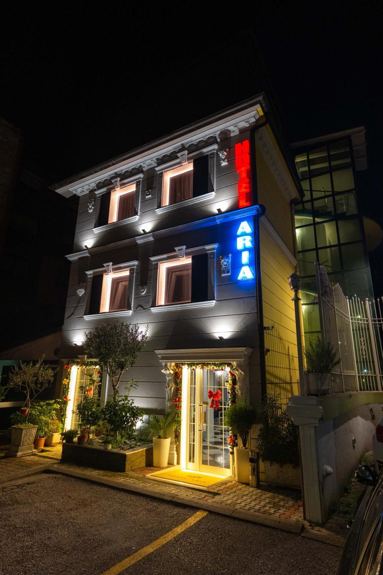 Hotel Aria Тирана Екстер'єр фото
